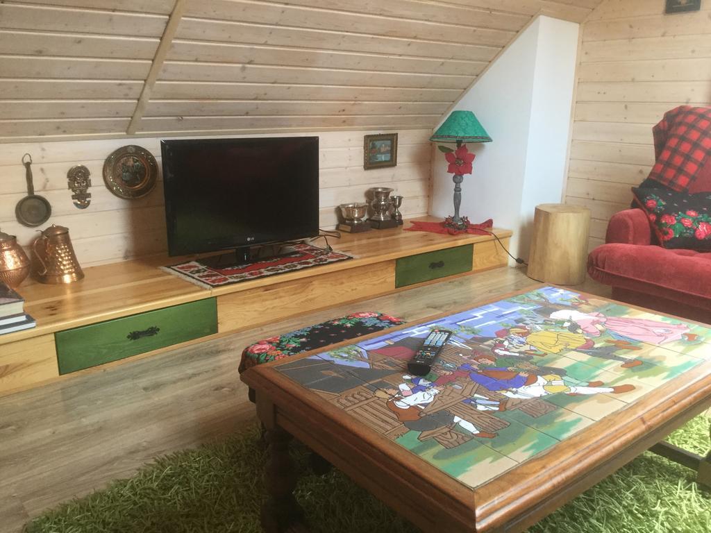 UDany Weekend Apartment Ustrzyki Dolne Bagian luar foto