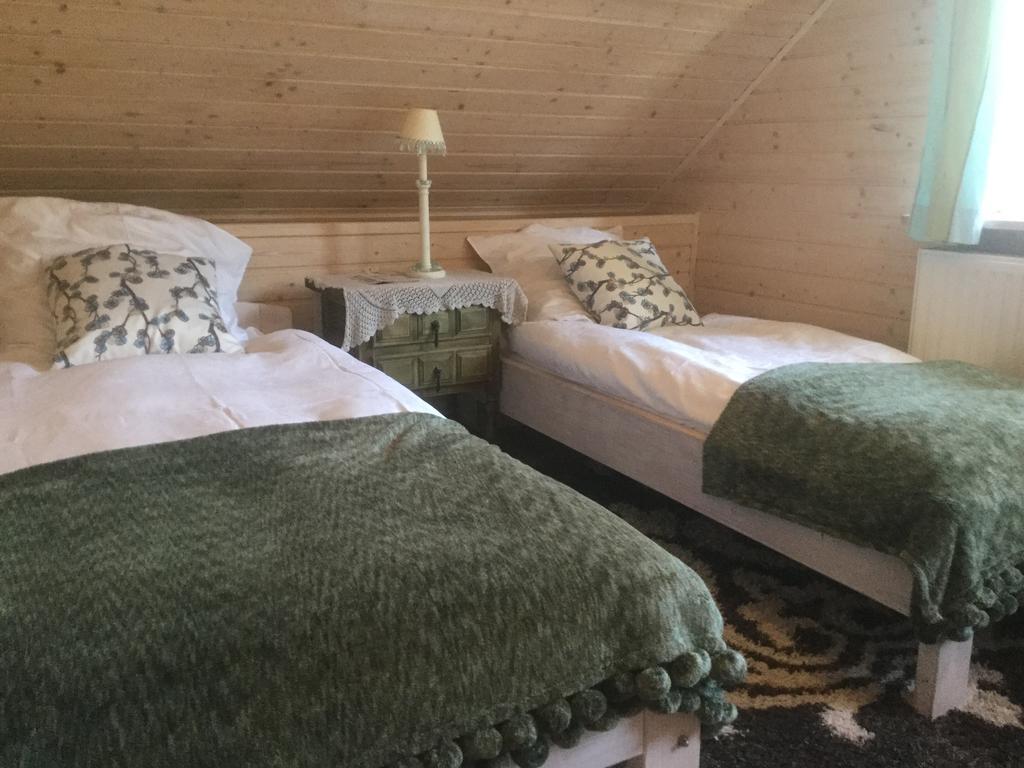 UDany Weekend Apartment Ustrzyki Dolne Bagian luar foto