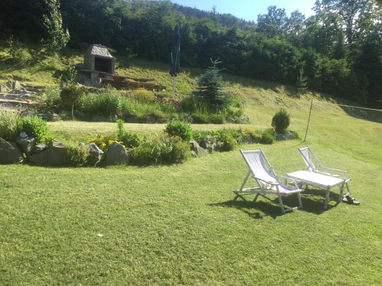 UDany Weekend Apartment Ustrzyki Dolne Bagian luar foto
